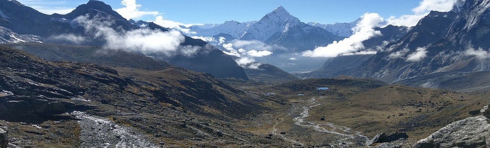 Nar Phu Valley Trek